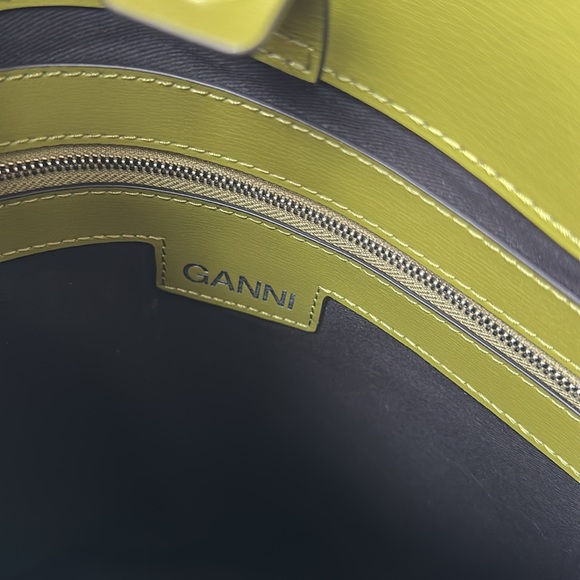 GANNI Banner Medium Tote - Picture 8 of 10